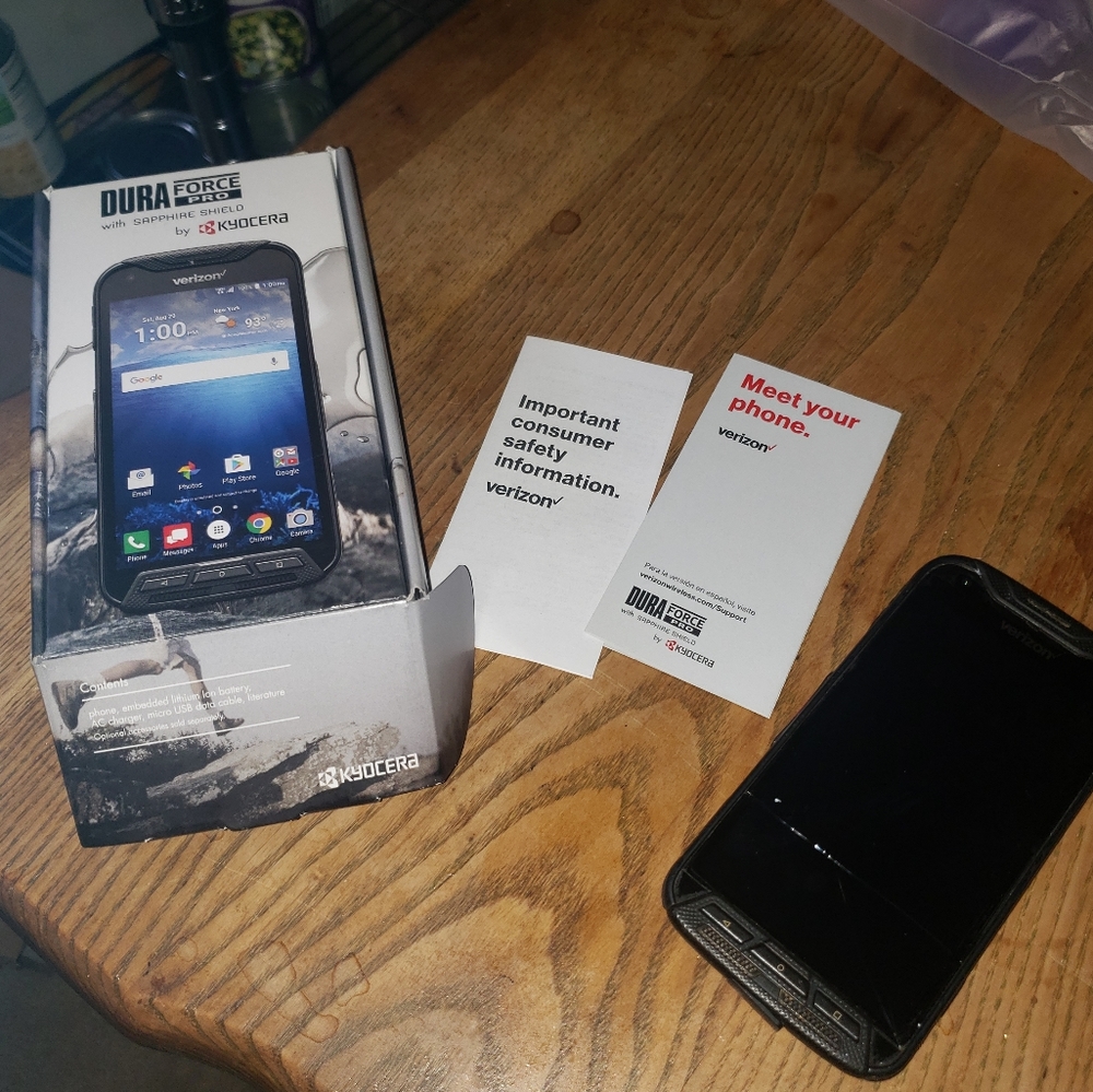 Kyocera Duraforce Pro Sapphire Shield E6810 Mil Spec Cellular Cell Phone